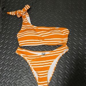 NaNa Peach and White Bikini Top Size M Bottom Size S